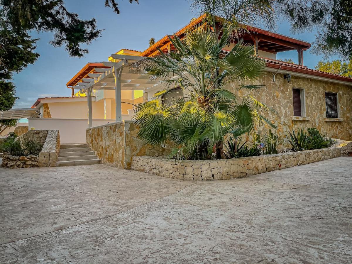 Residence Dolce Vita Torre Lapillo Exteriör bild